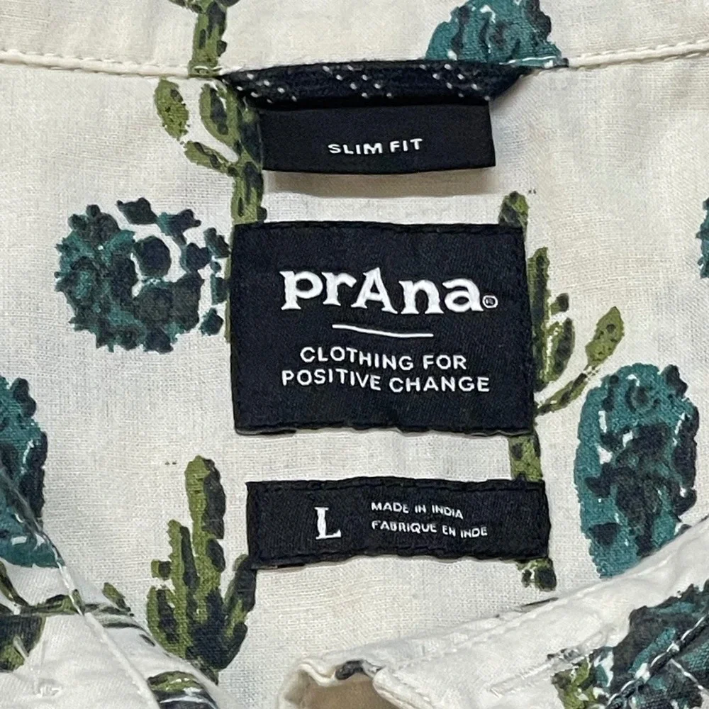 Prana Mens Slim Fit Cactus Print Short Sleeve Button Down Shirt White Green L